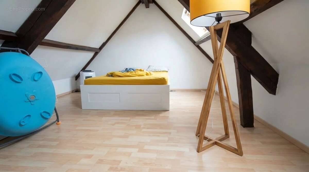 Appartement de 87.89m2 au sol à rénover – Rue Molière, hyper-centre de Rouen - photo 4