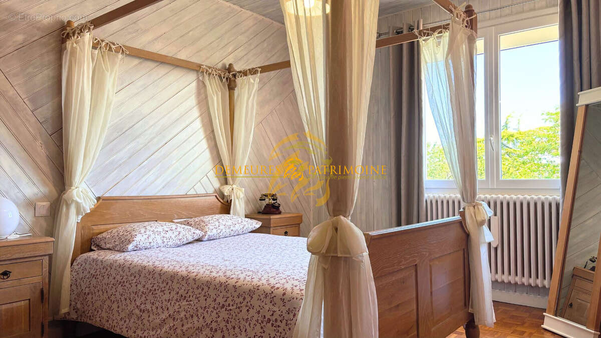 Maison à GOND-PONTOUVRE