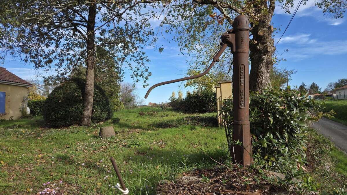 1000021830 - Maison à SIORAC-EN-PERIGORD