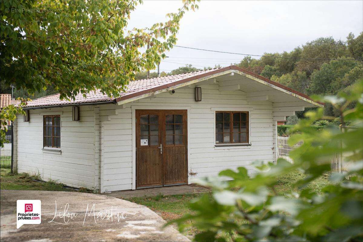 Maison à LA LANDE-DE-FRONSAC