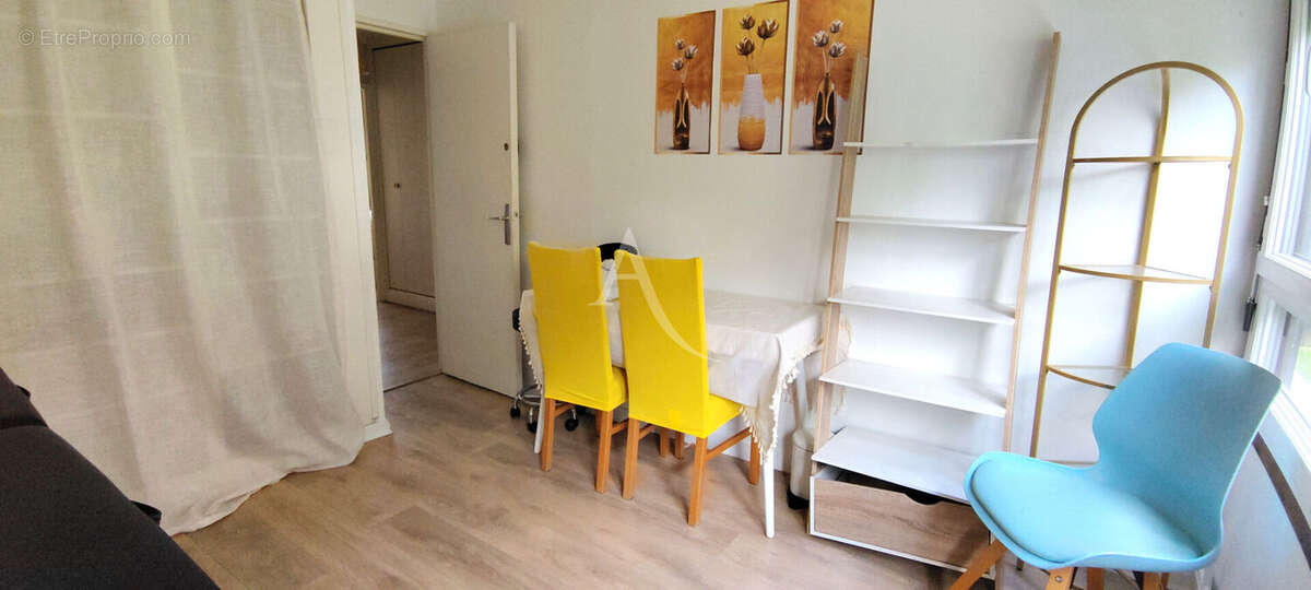 Appartement  4 pièce(s) 79m² Les Ulis - photo 9