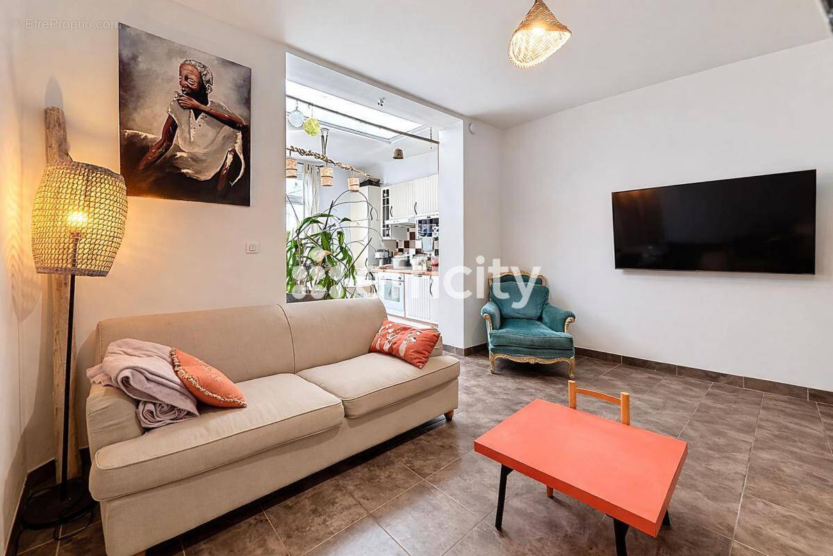 Maison à LA MADELEINE