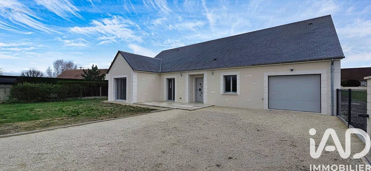 Photo 1 - Maison à MONTLIVAULT