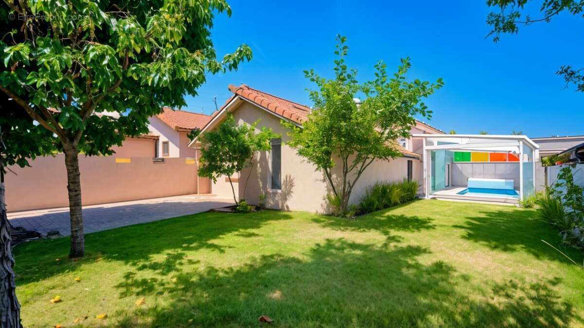 Maison à RILLIEUX-LA-PAPE