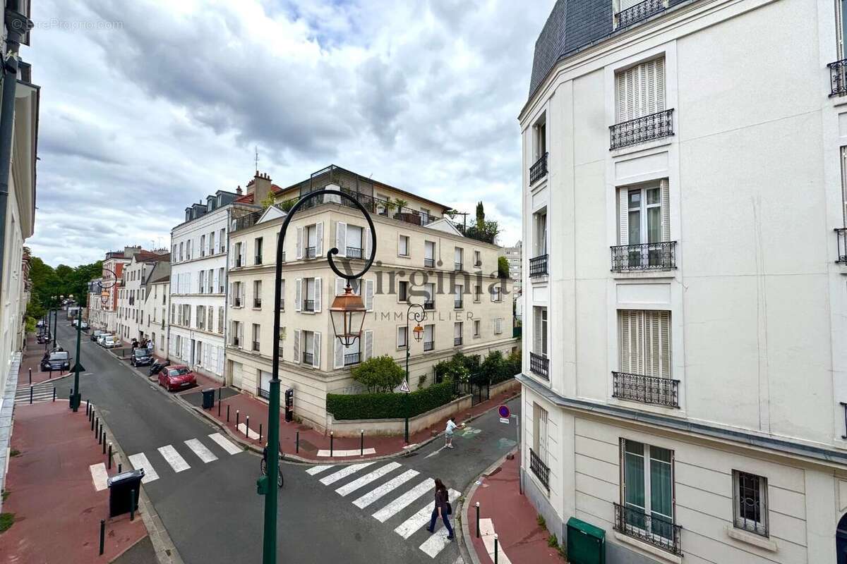 Appartement à CHARENTON-LE-PONT