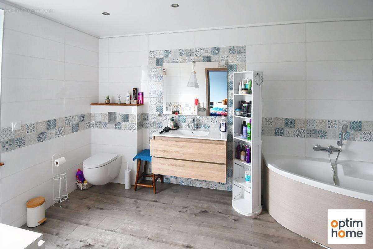 Exclusivité – Sympathique maison familiale de 177 m² – 4 chambres – 1 bureau - 2 salles de bain - photo 24