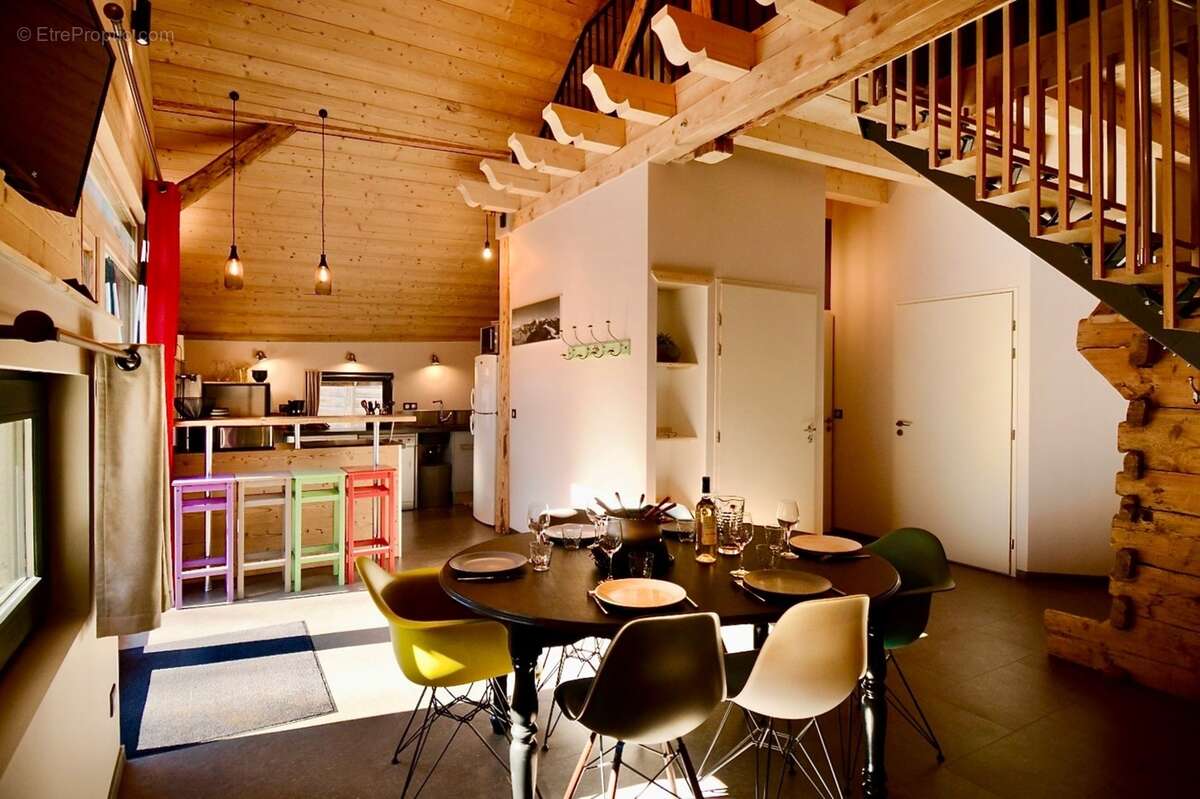 Dpt haute savoie (74), à vendre thollon-les-memises maison-gîte coeur de station - photo 27