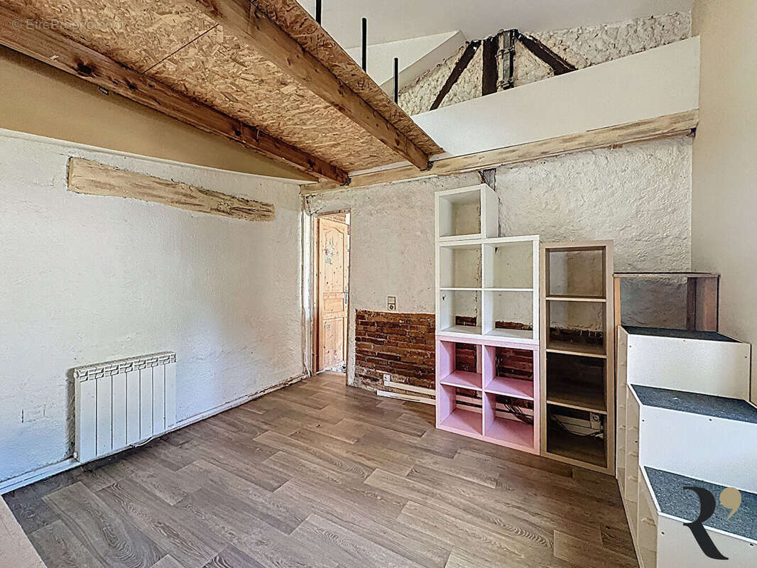 Maison à SAINTE-FOY-D&#039;AIGREFEUILLE