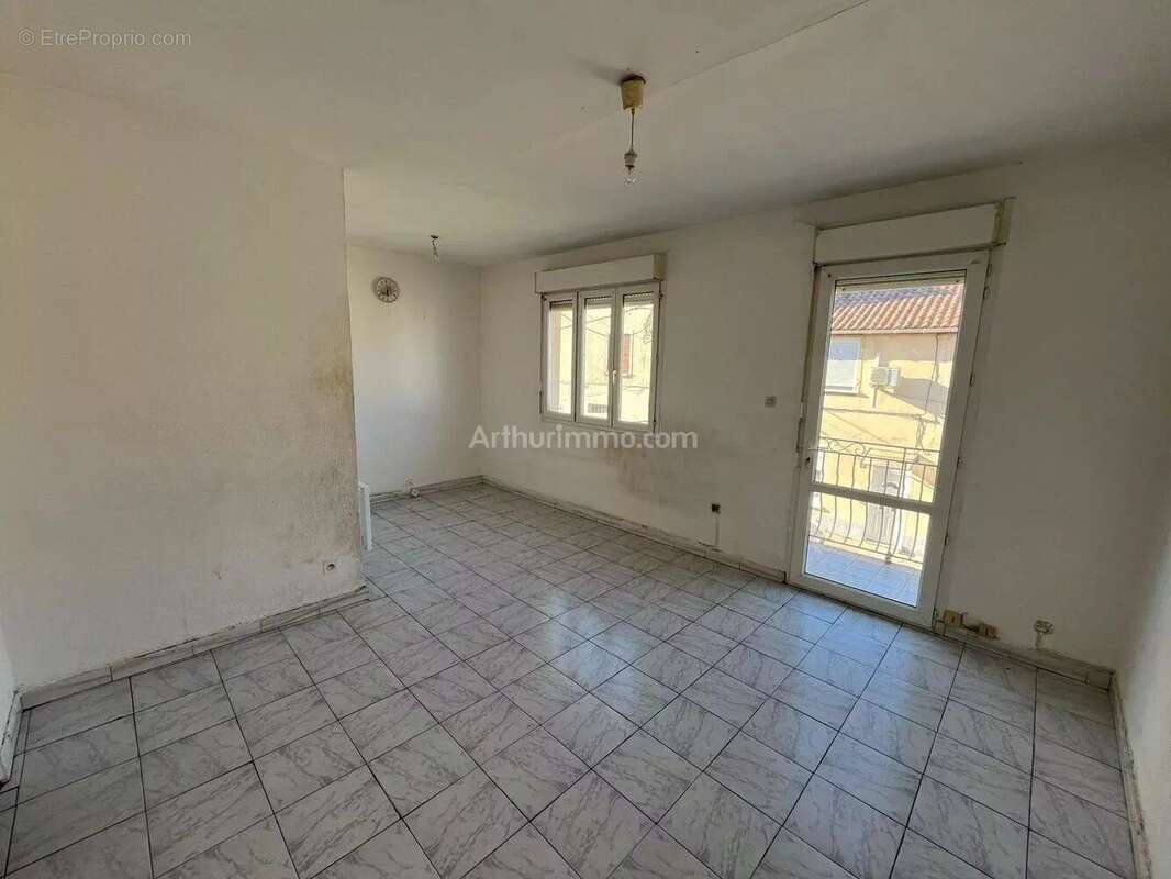 Appartement à PORT-DE-BOUC