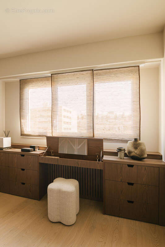 Appartement à PARIS-7E