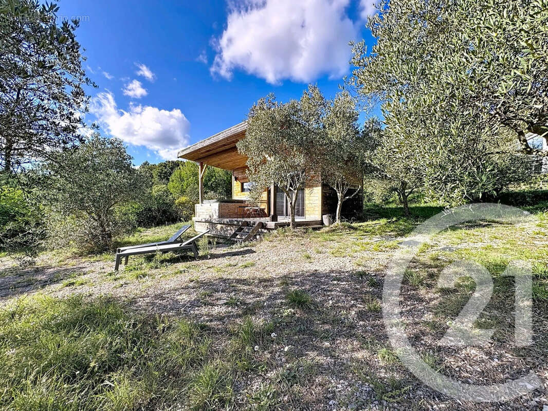 Maison à VAUVENARGUES