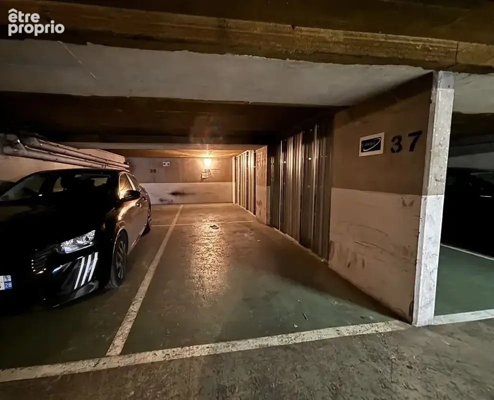 Parking à SURESNES