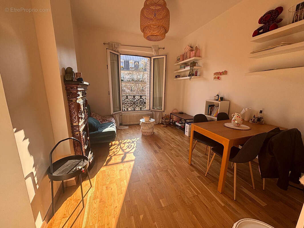 Appartement à PARIS-11E