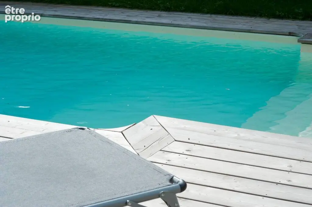 Agence immobiliere laforet - annecy-le-vieux - villa neuve 122,90m² - terrain 591m² - 4 chambres - piscine - garage 21,92m² - re - photo 2