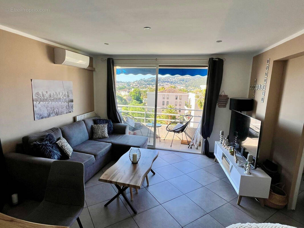 Appartement à HYERES