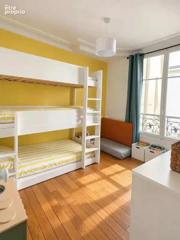 150m du métro PASSY - 3 pièces - Ancien atelier d'artiste rénové de 85m² - photo 12