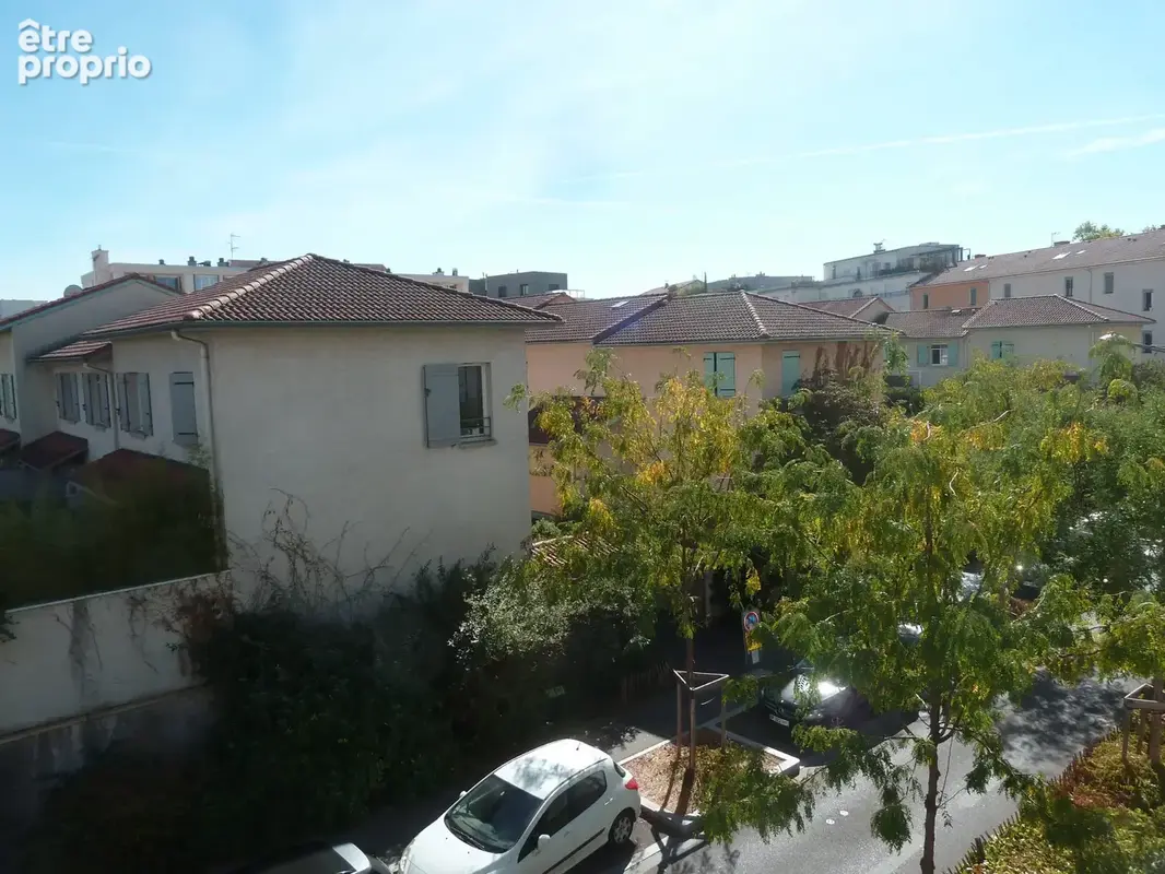 Appartement 4 pièces 76 m² à vendre à Lyon-8e (69008) - photo 6