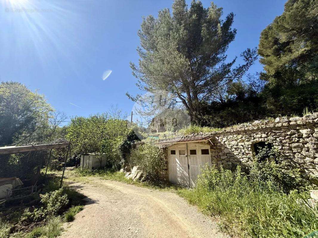 Maison à ROQUEVAIRE