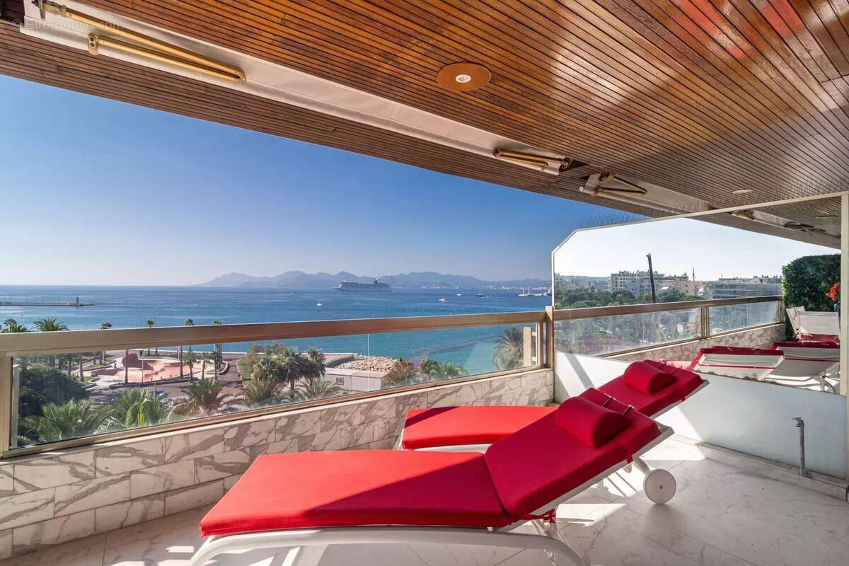 Cannes - croisette - vue panoramique - photo 21