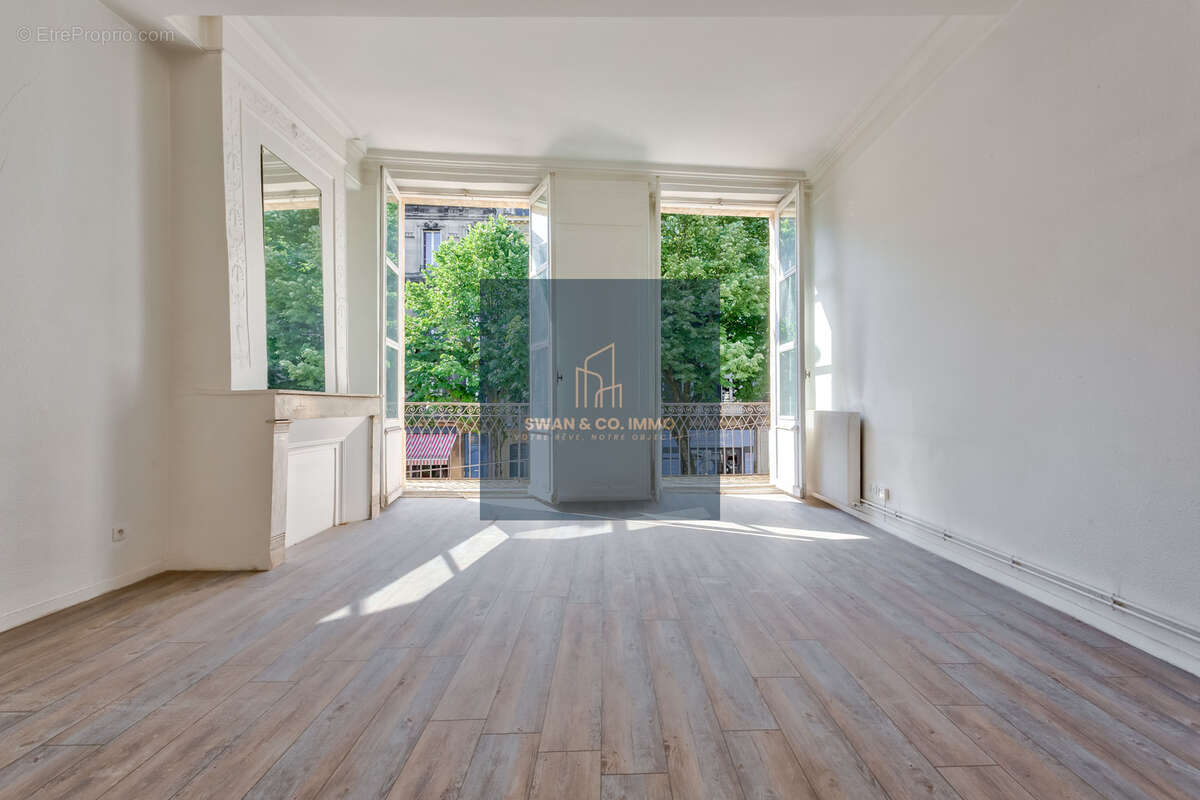 Appartement à BORDEAUX