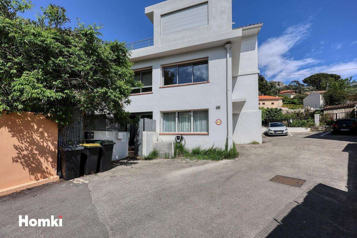 Appartement à HYERES