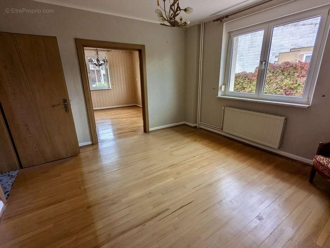 Maison à VAHL-LES-FAULQUEMONT