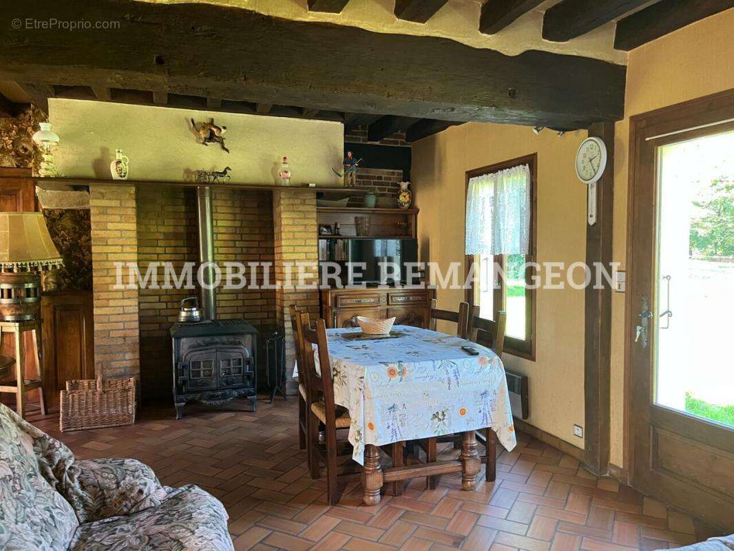 Maison à BRINON-SUR-SAULDRE