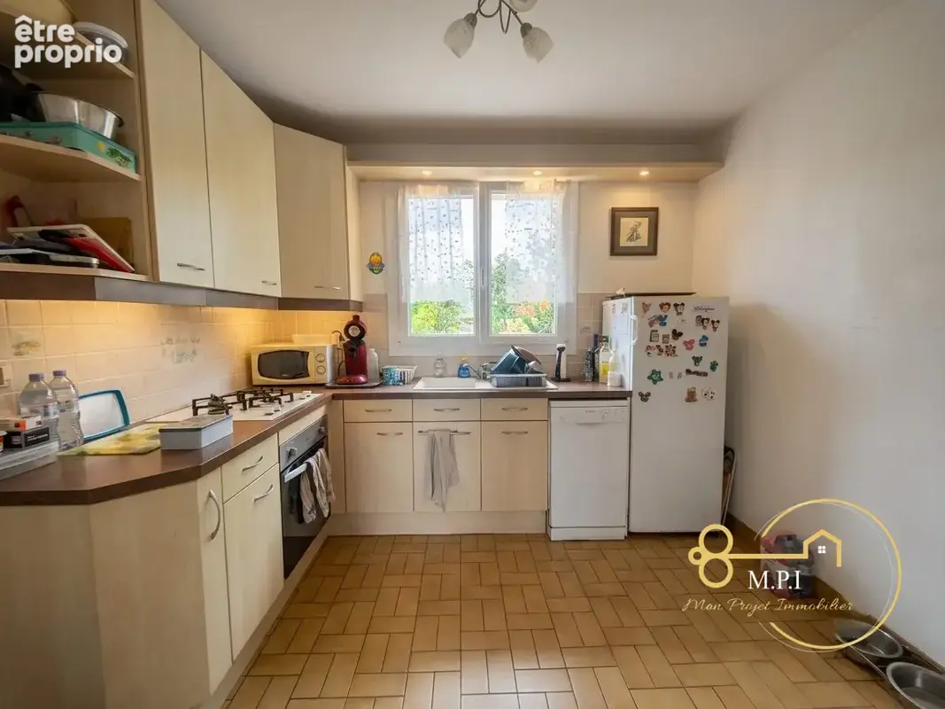 Maison 93 m² à Cerise  - photo 6