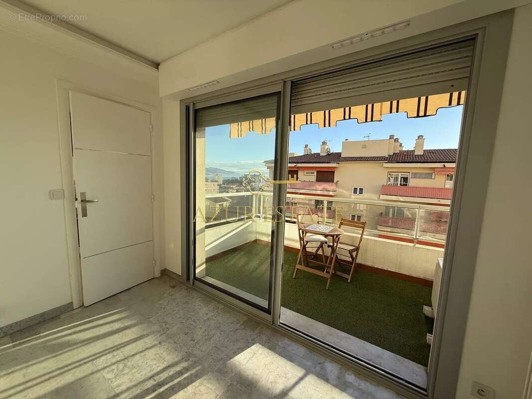 Appartement à ROQUEBRUNE-CAP-MARTIN
