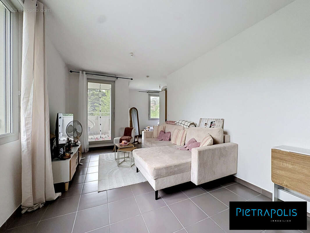 Appartement à FEYZIN