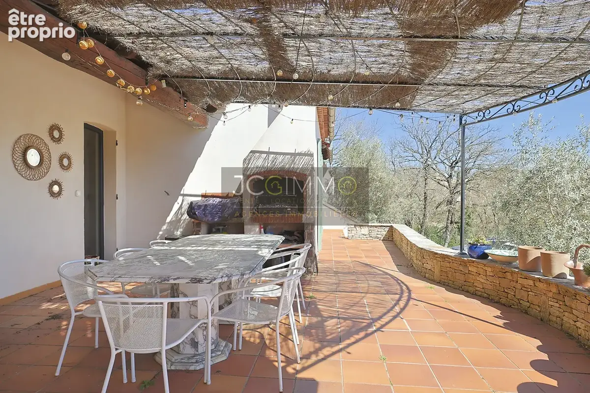 Propriété T7 de 232m2 hab avec double garage, dépendance, piscine et 2 352m2 de terrain - photo 10