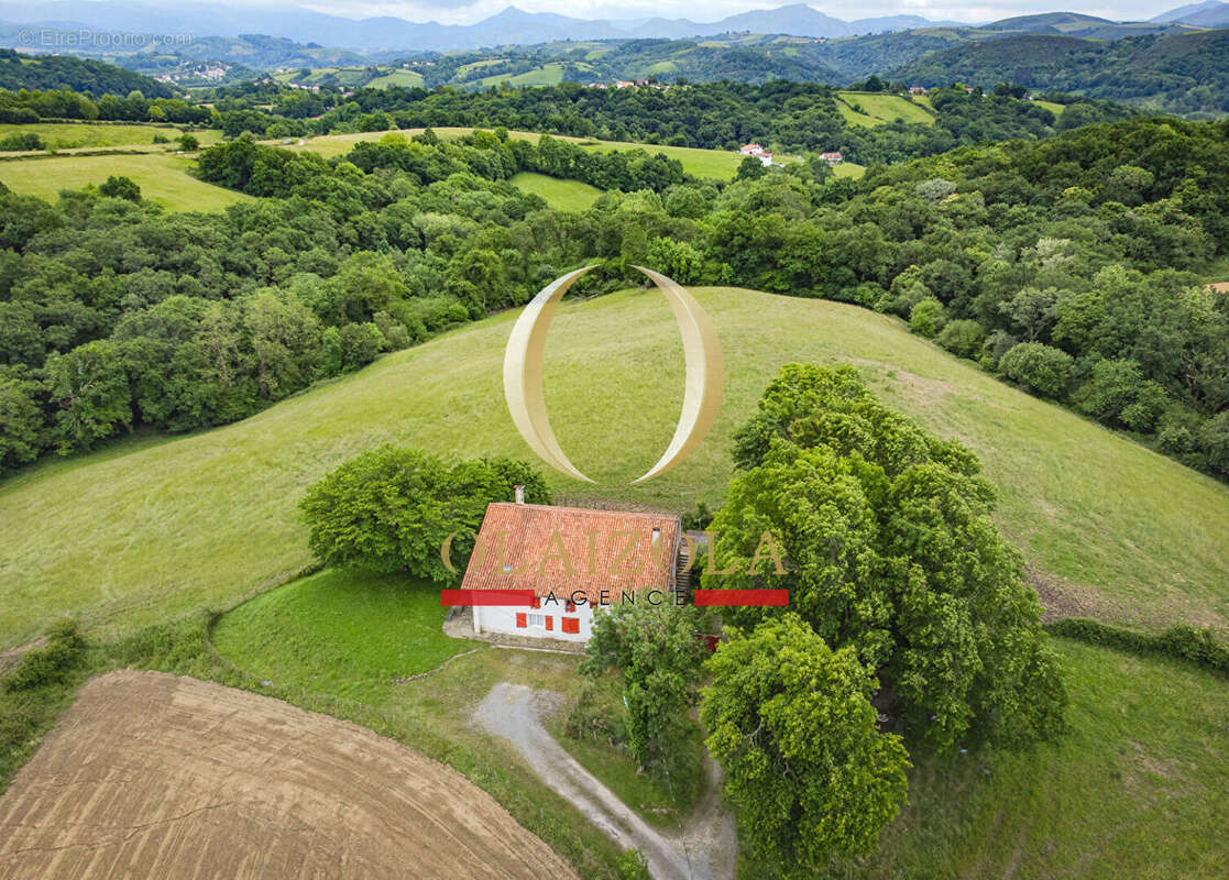 Maison à SAINT-PEE-SUR-NIVELLE