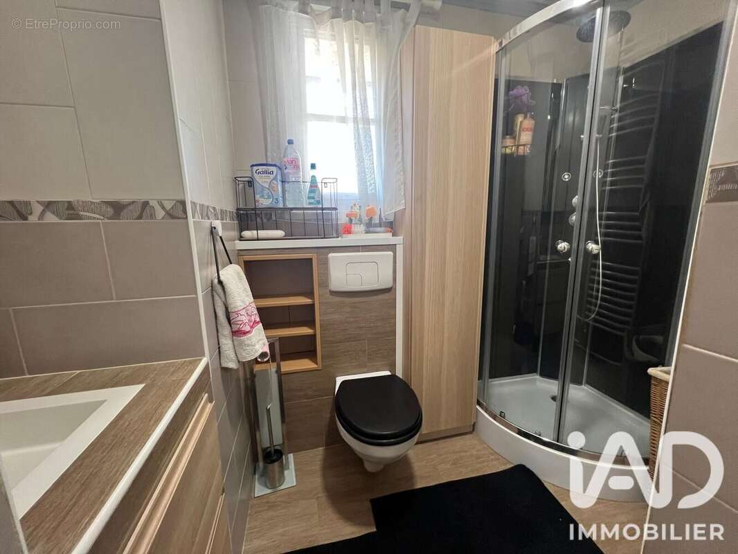Maison 90 m² à Trappes  - photo 7
