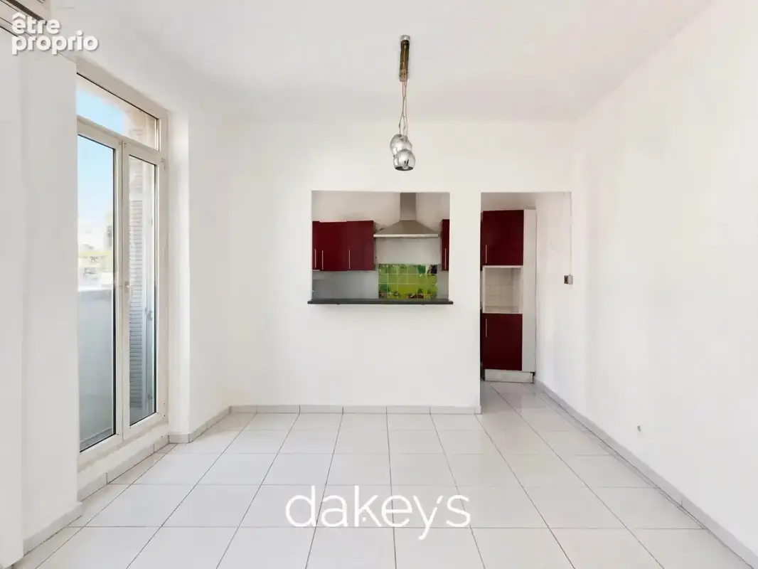 T2 41 m2 St Just  - Idéal Investisseur - Déficit foncier - photo 2