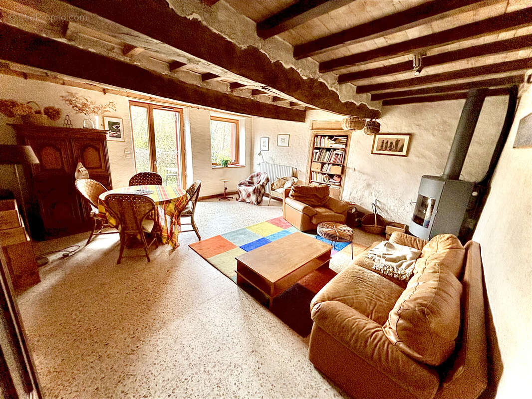 Maison à SAINT-SARDOS