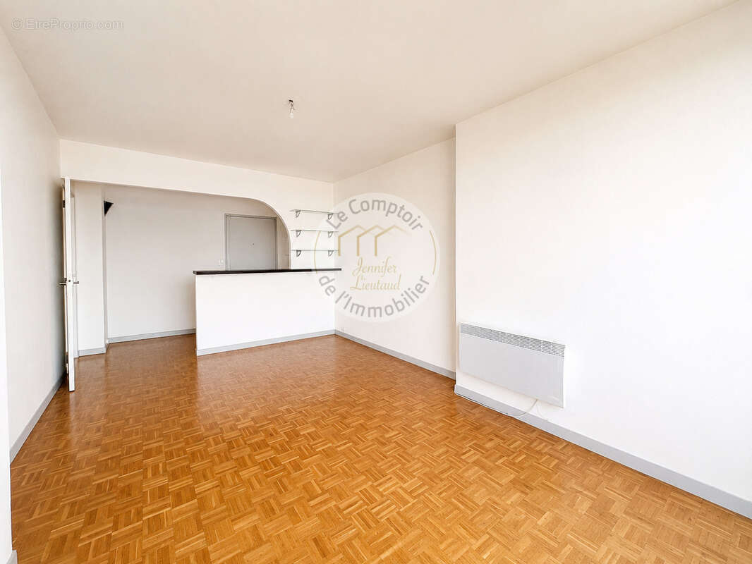 Appartement à MARSEILLE-9E