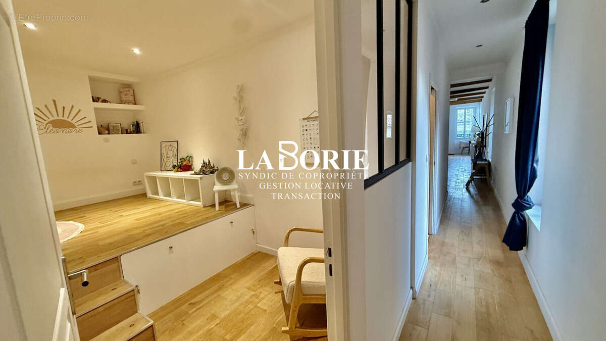 Appartement 3 pièces 94 m² à vendre à Avignon (84000) - photo 3