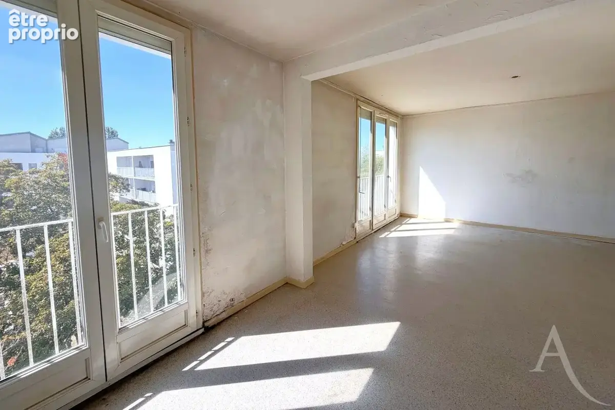 Appartement  4 pièce(s) - photo 2
