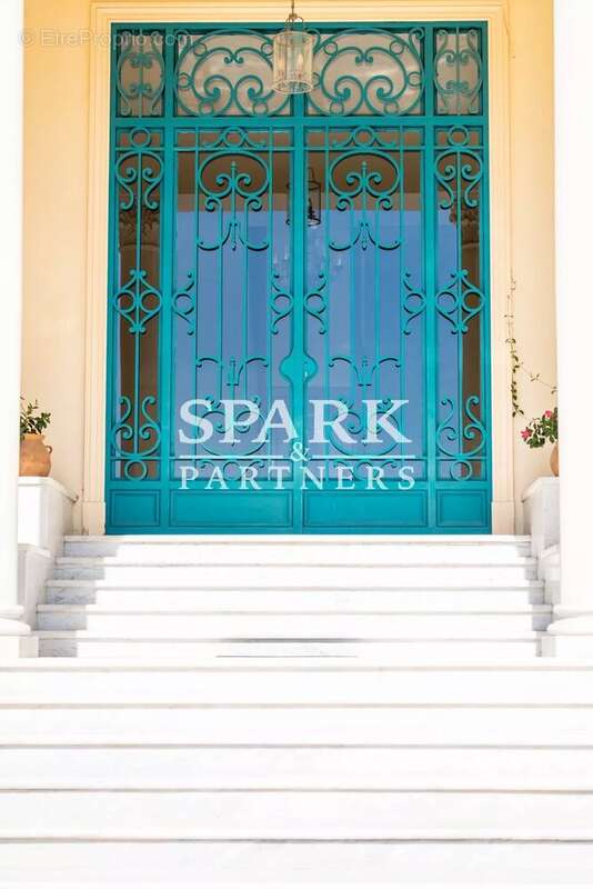 Appartement à BEAULIEU-SUR-MER