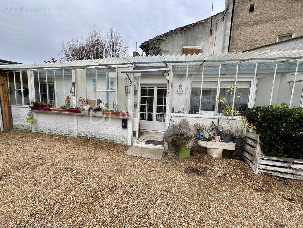 Maison à MIREBEAU