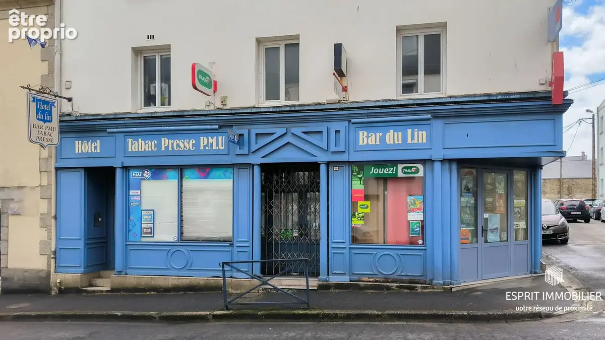 Concarneau - Immeuble avec local commercial, appartement et chambres d'hôtel - photo 16