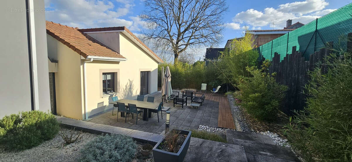 Maison à BELLERIVE-SUR-ALLIER