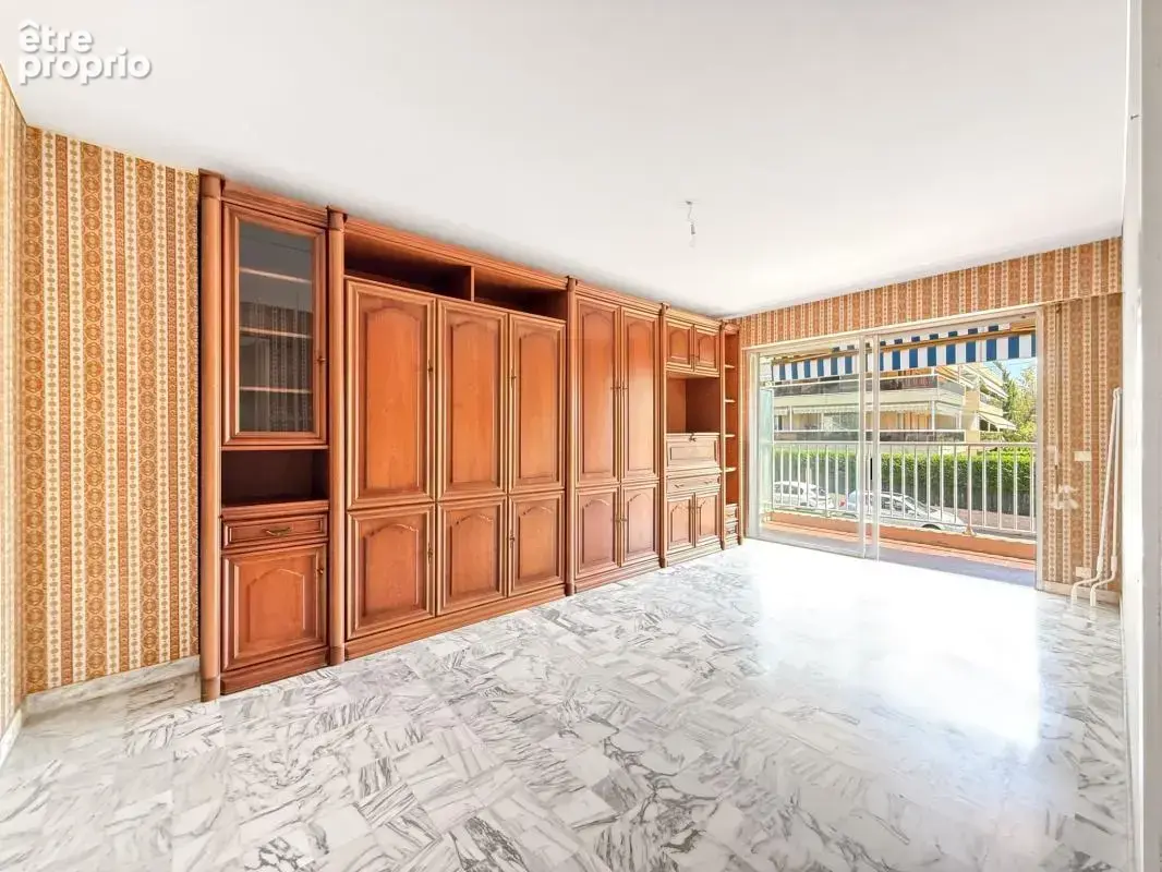 Appartement À Vendre - photo 2
