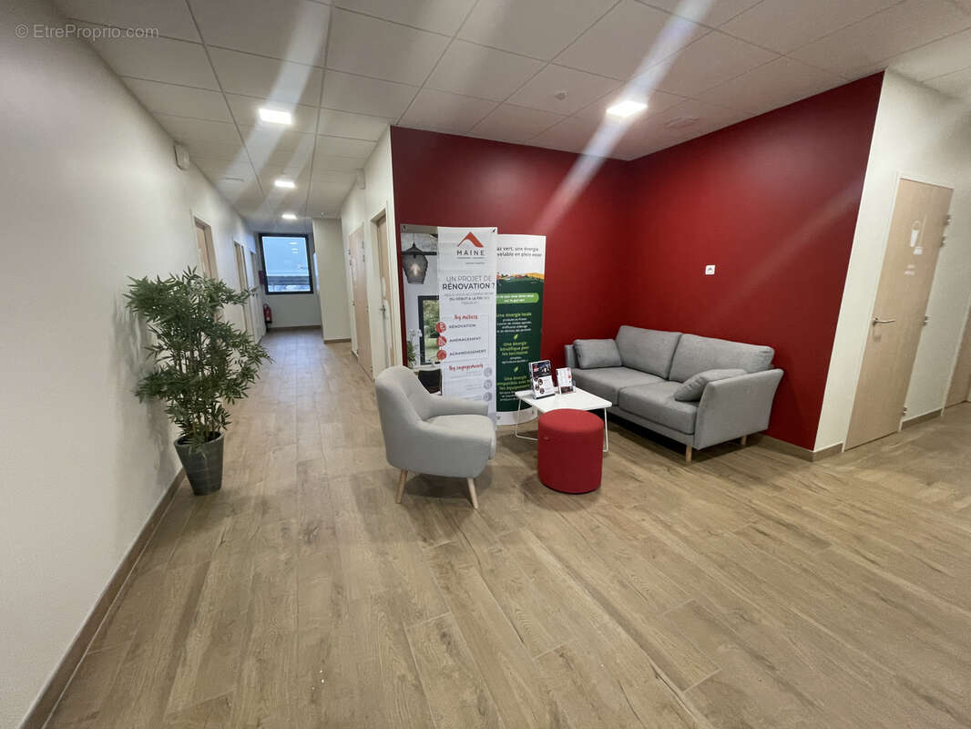 Commerce à SAINT-SATURNIN