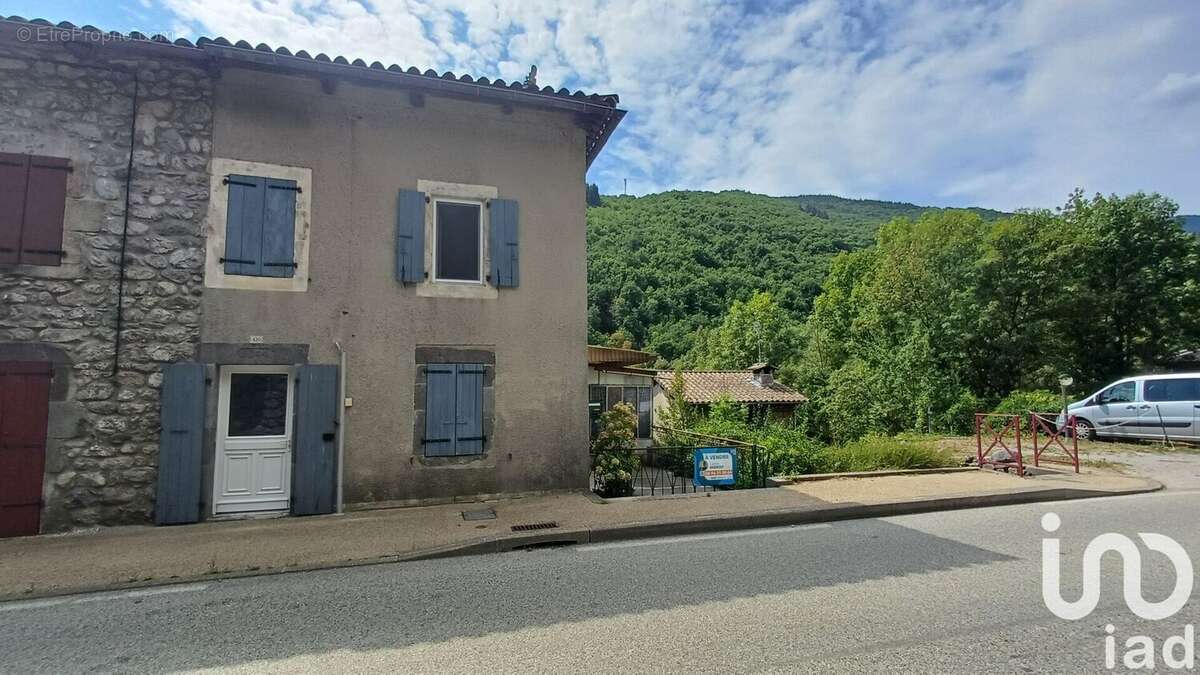 Maison 61 m² à Barnas  - photo 6