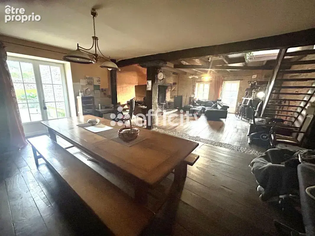 Maison 7 pièces 182 m² à vendre à Nanteuil-En-Vallee (16700) - photo 4
