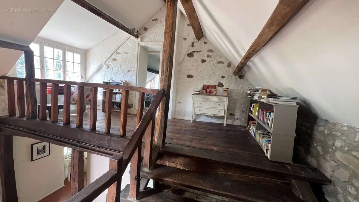 Maison à GUIGNEVILLE-SUR-ESSONNE