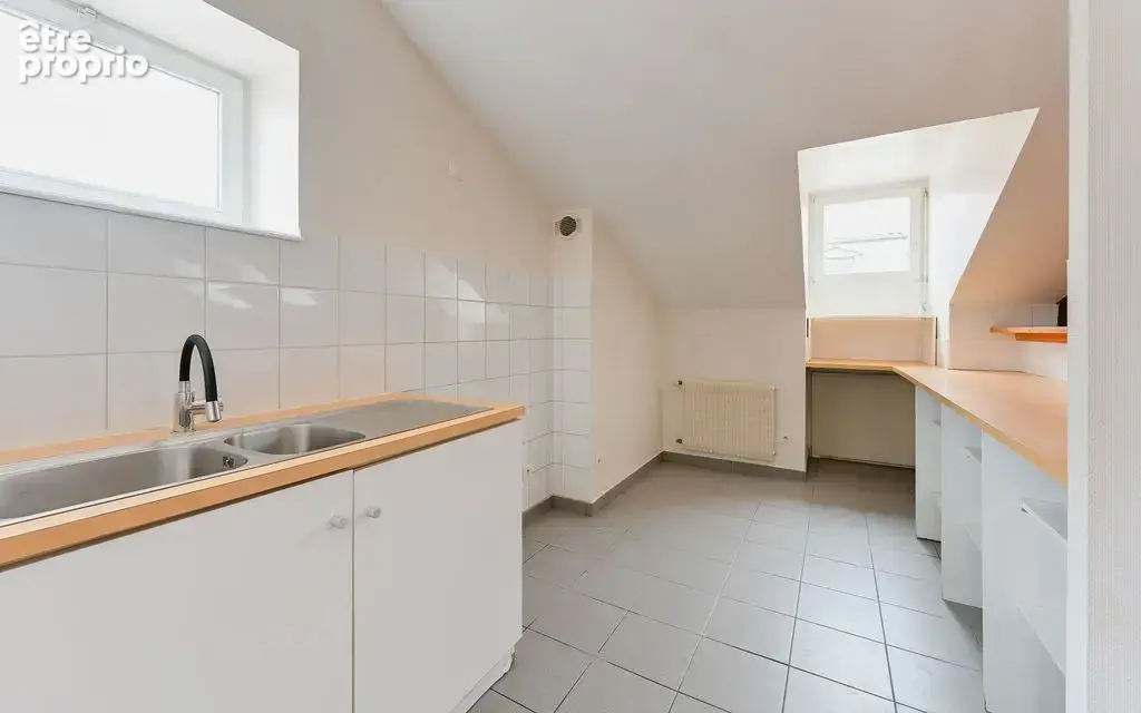 Charmant duplex T2 en dernier étage avec ascenseur.- Quartier Ainay, - photo 4