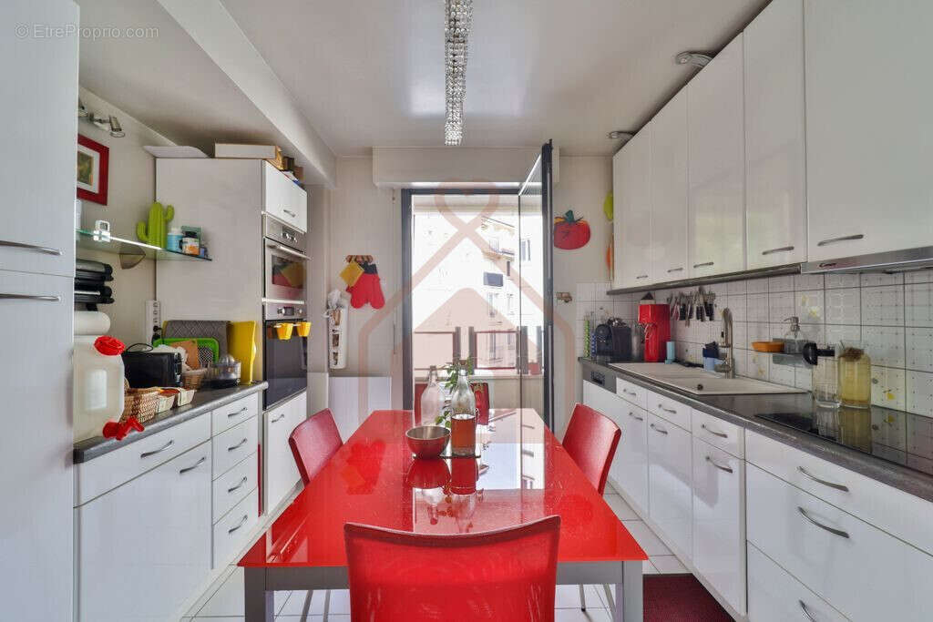 Appartement à LE KREMLIN-BICETRE