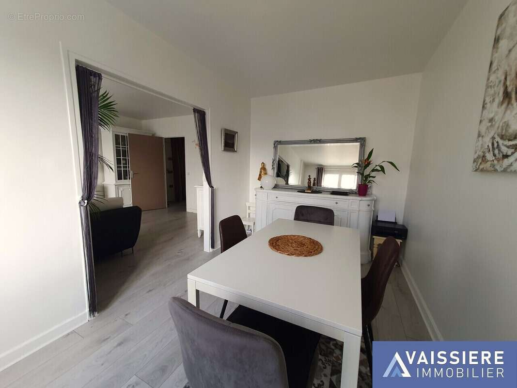 Appartement à BOIS-D&#039;ARCY